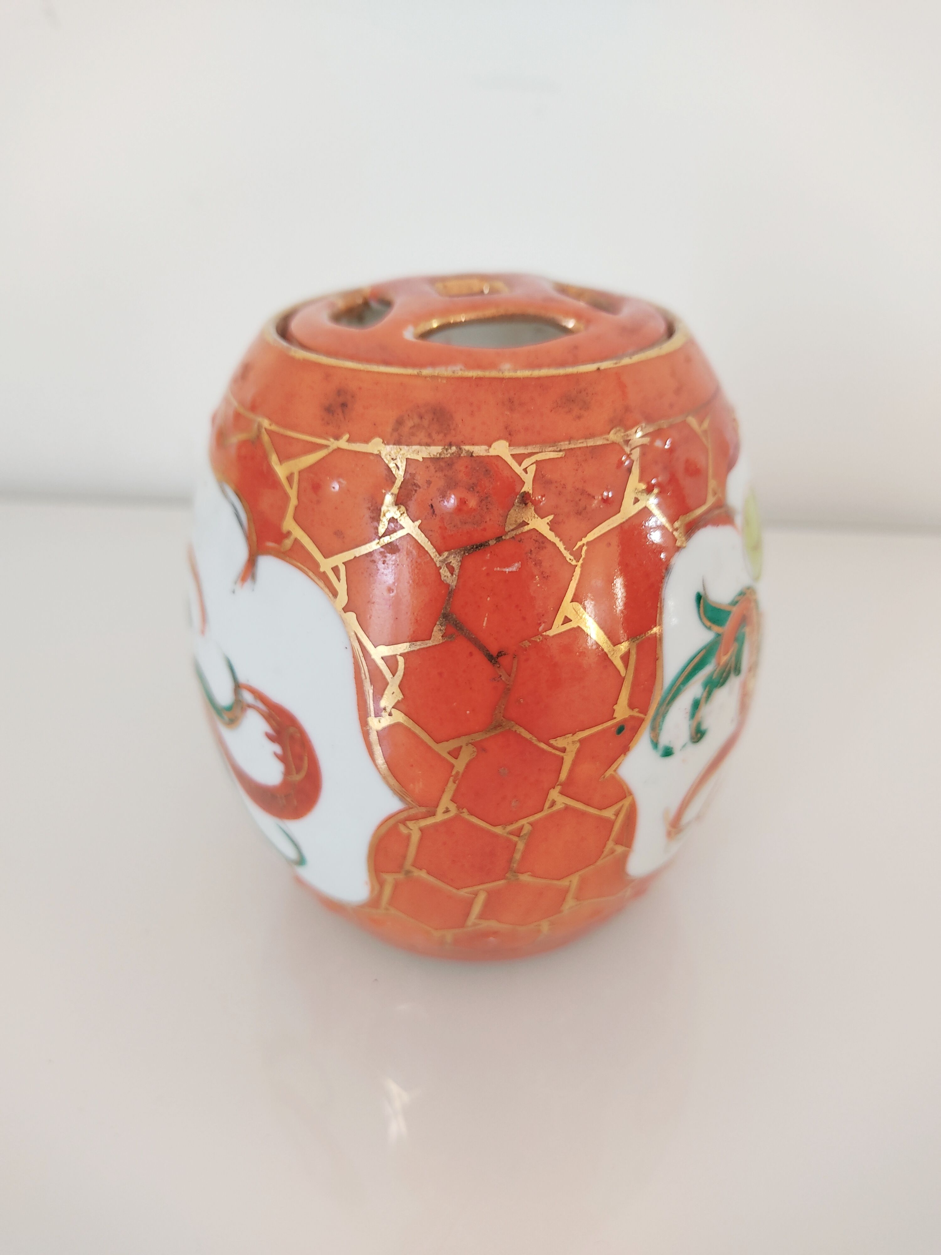 Hand-painted chinese covered pot