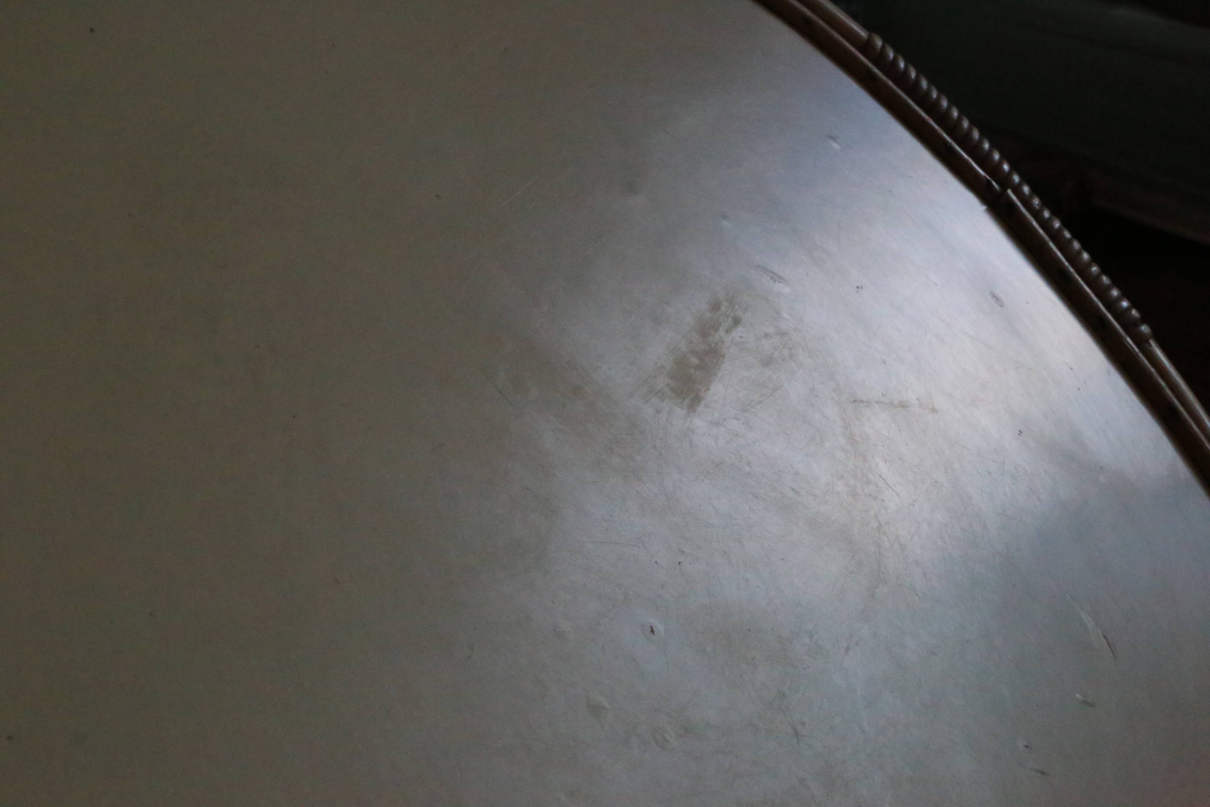 Adorable rattan coffee table and metal base, Scandinavian