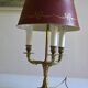 Lampe bouillotte 3 feux bronze et abat jour tôle bordeaux