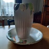 Vase and tray with fruit decoration