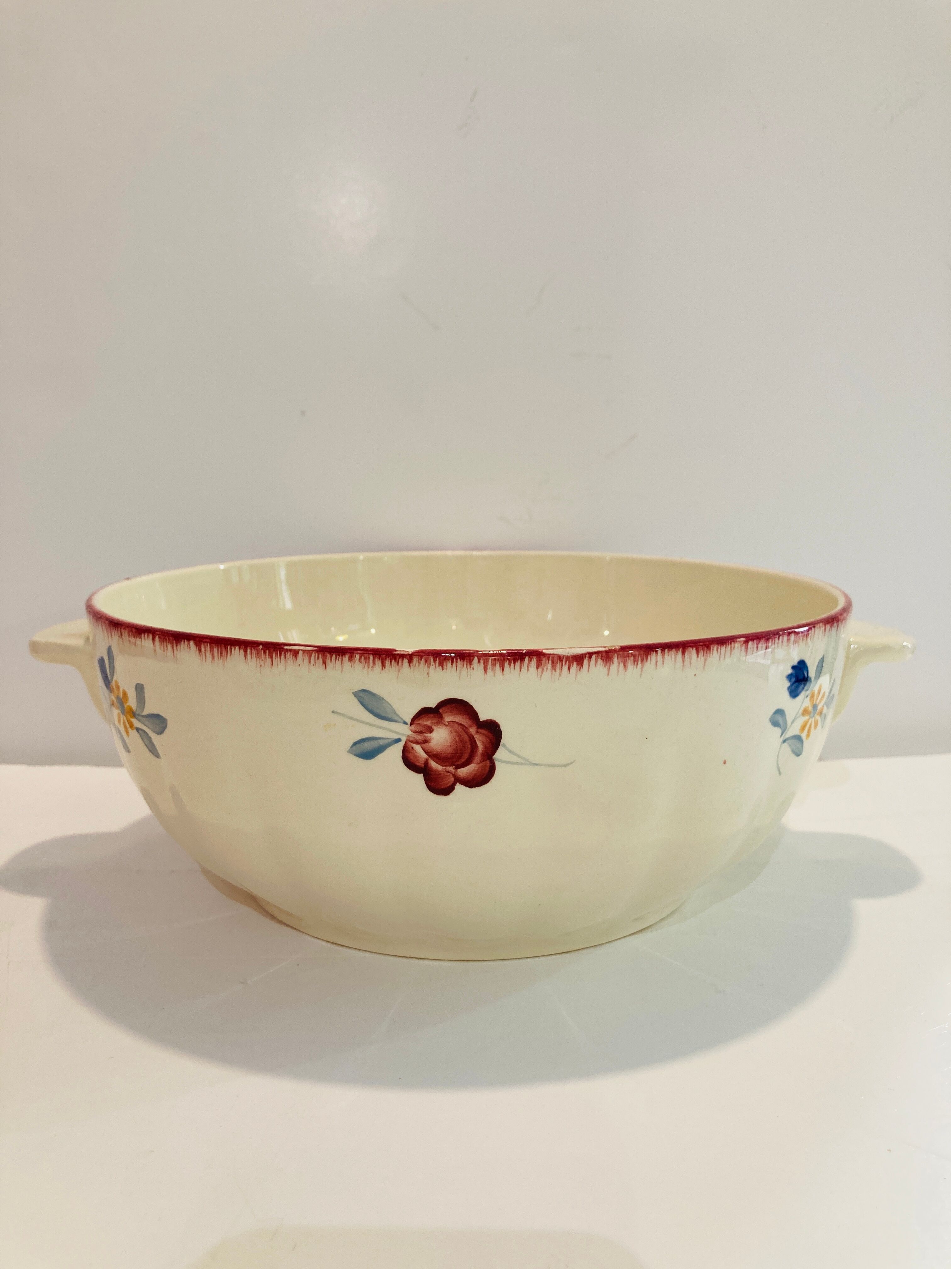 Salad bowl in faience model maryvonne floral