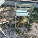 Green bistro ensemble