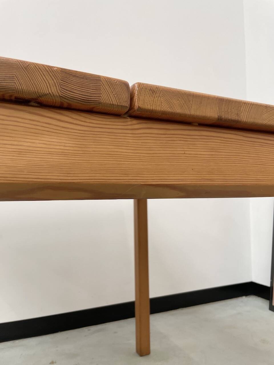 Table pin et chaises « hongisto » Ilmari Tapiovaara