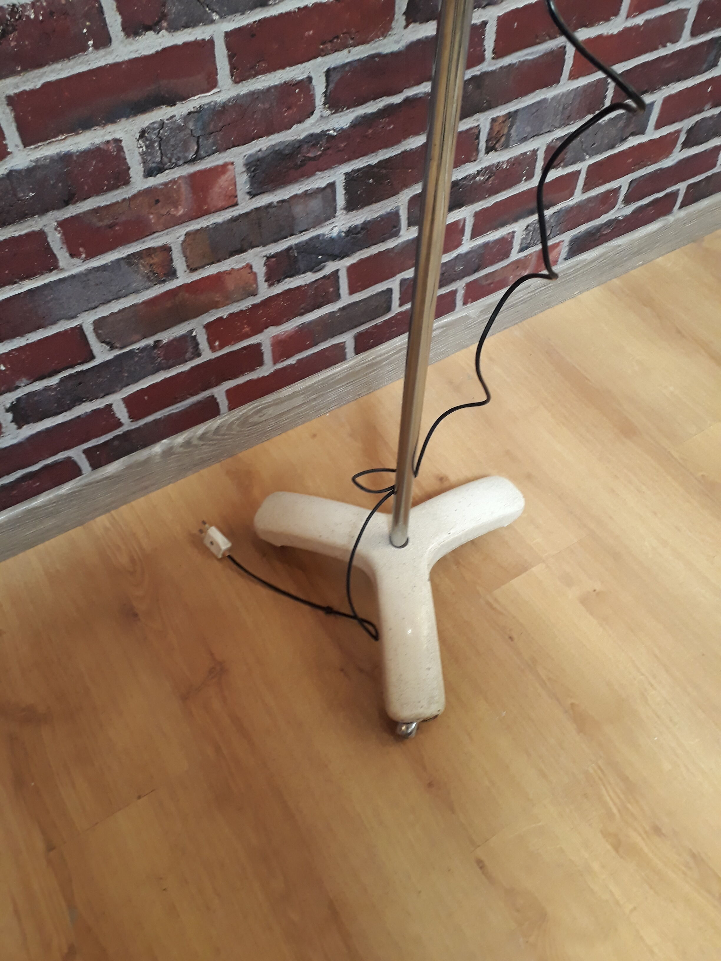 Fase of 70s floor lamp