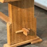 Monastery-style table
