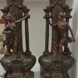 2 regulent, marble vases