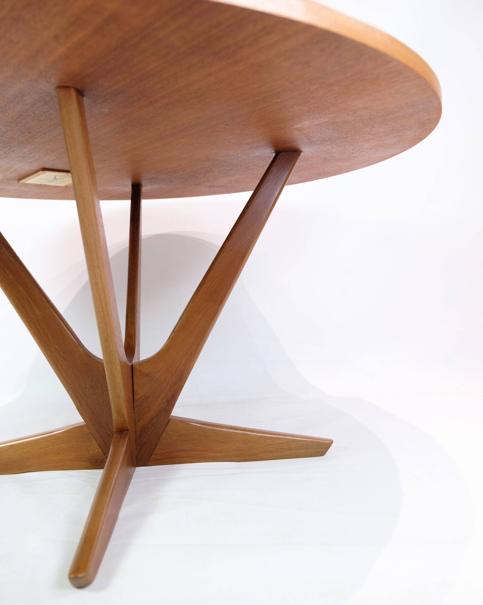 Coffee table – Round – Teak – Holger Georg Jensen – Kubus – 1960s
