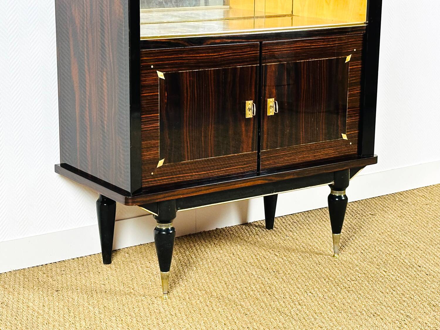 Vitrine Art déco en ébène de macassar 1940