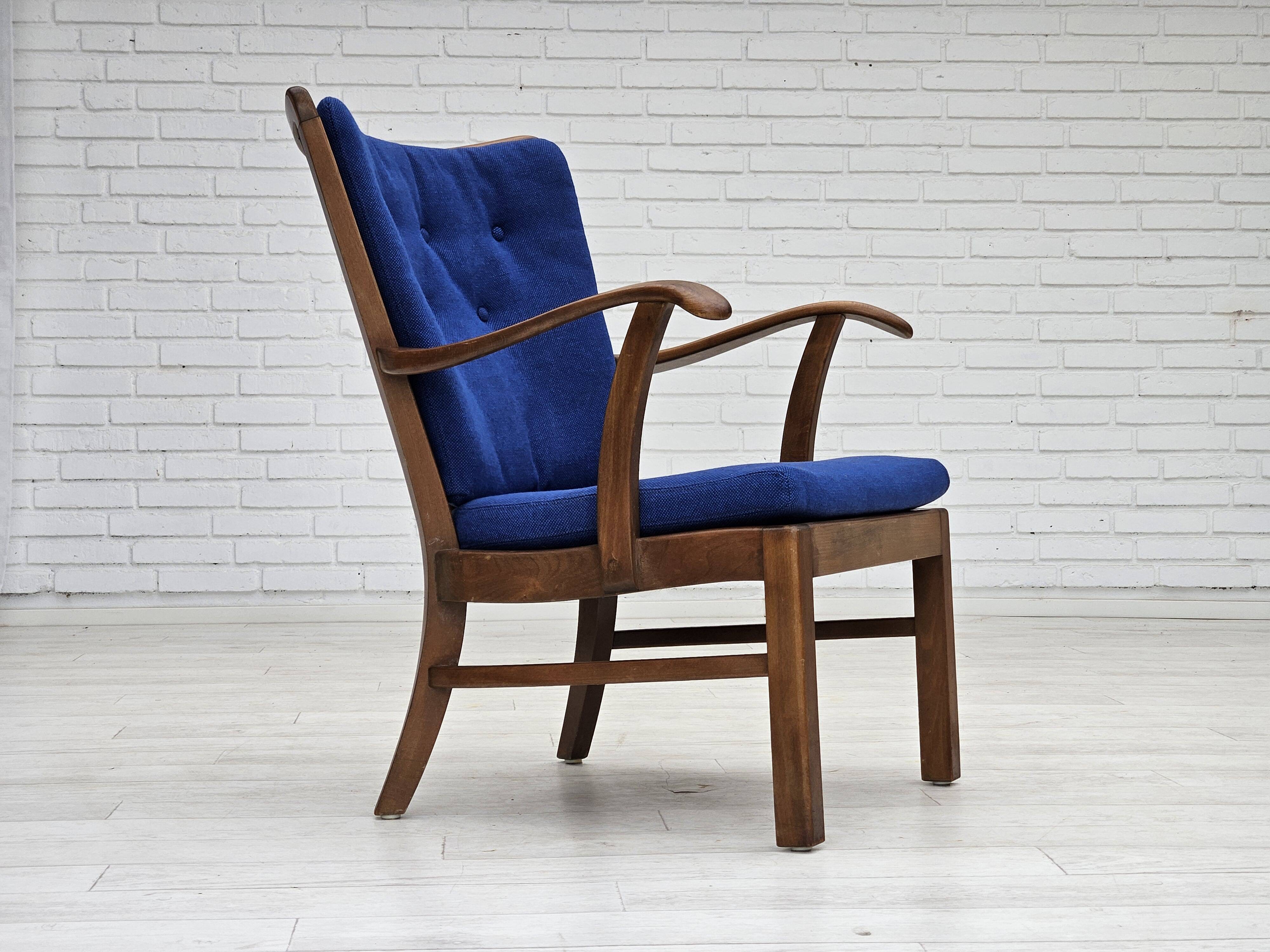 1960s, Danish easy armchair by Fritz Hansen, wool fabric, beech wood.