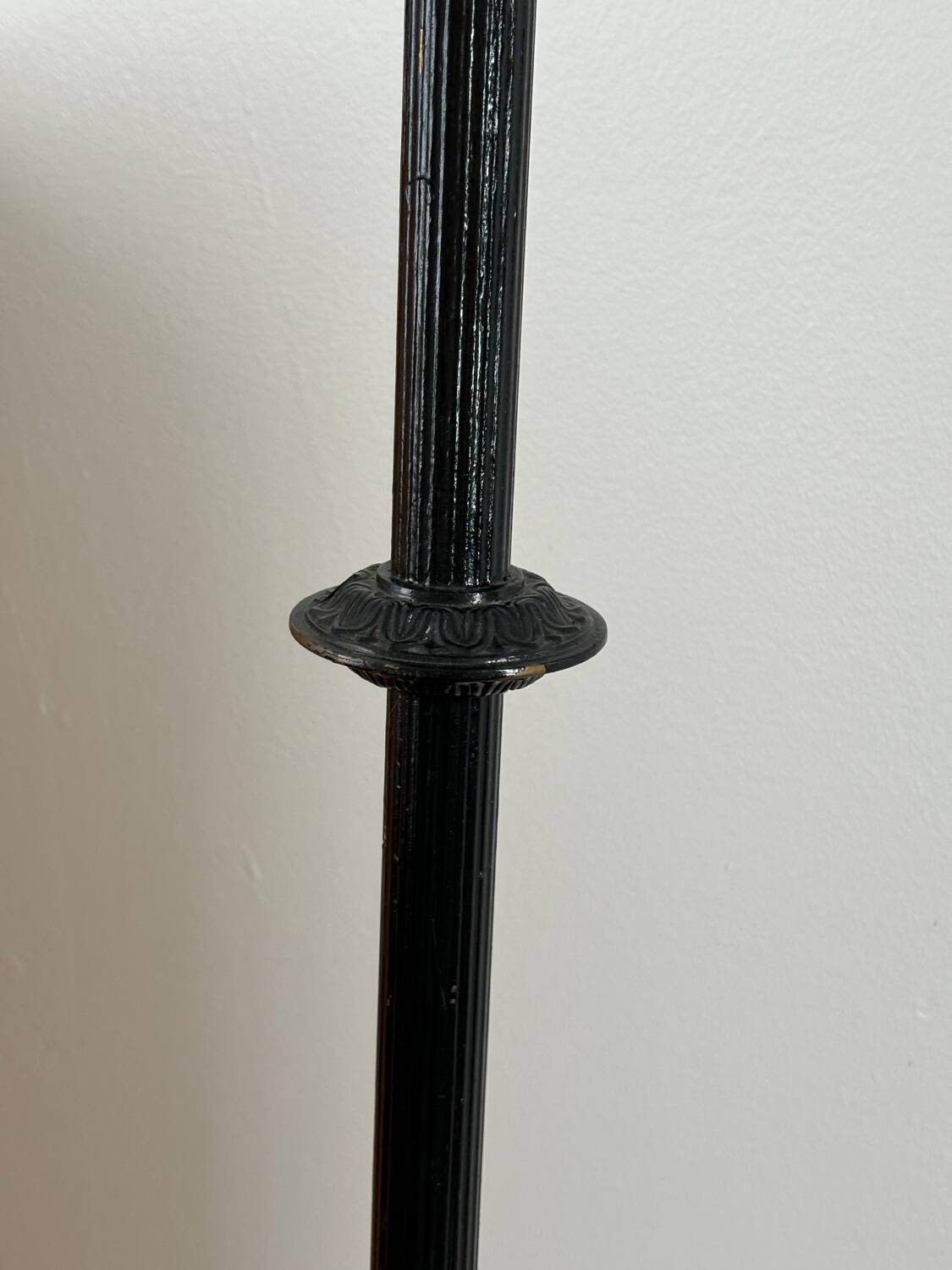 Lampadaire vintage en métal noir