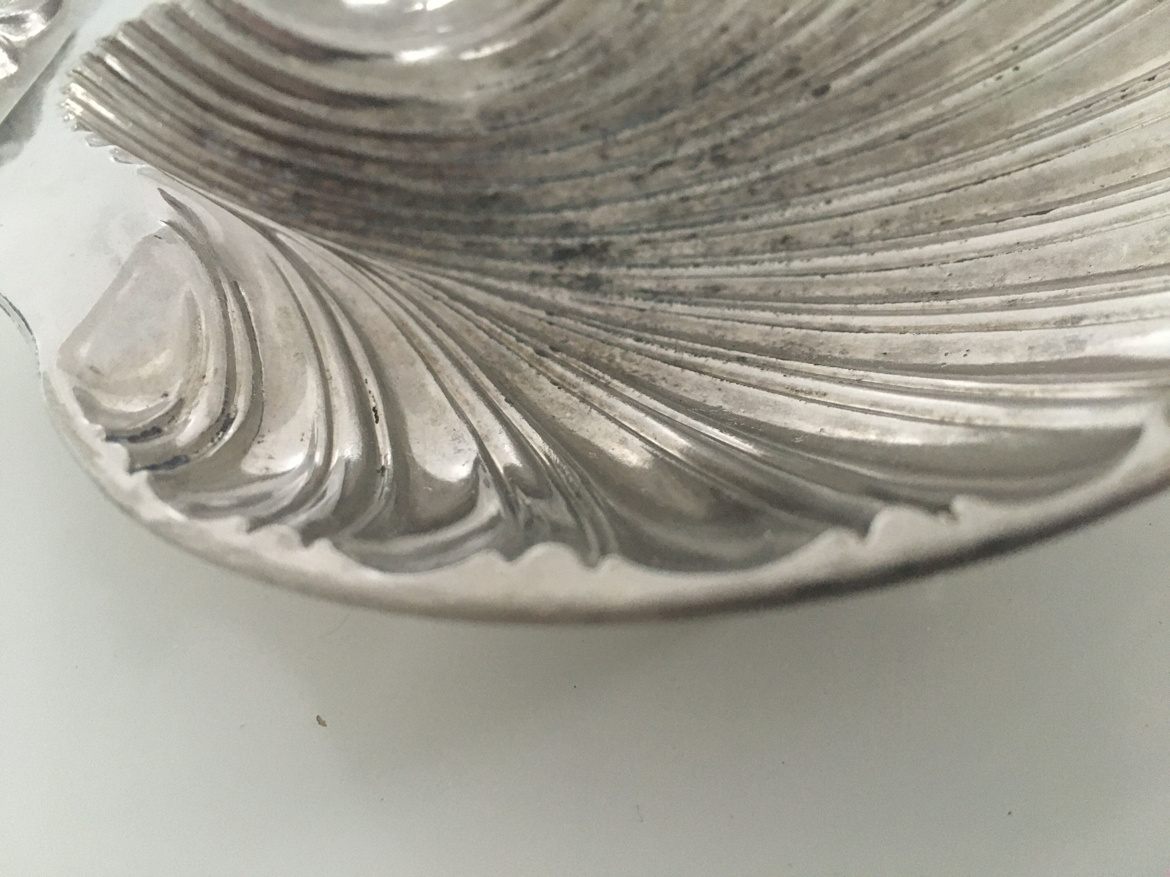 Silver scallop ashtray