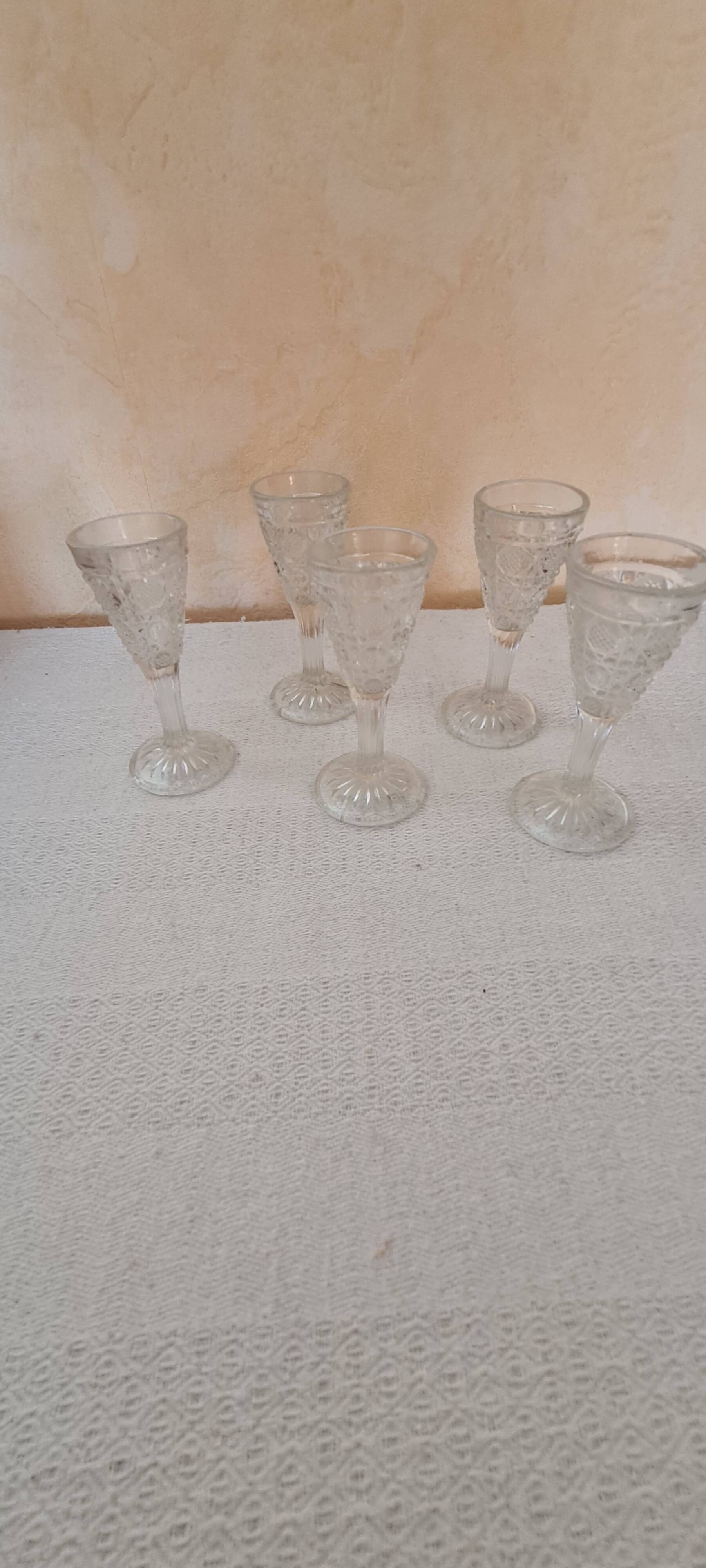 Verres à liqueur