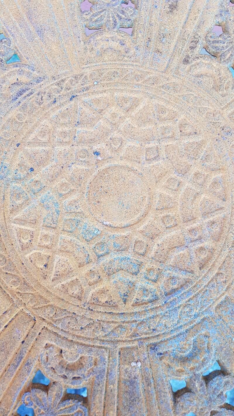 Art Nouveau cast iron garden table bistro table