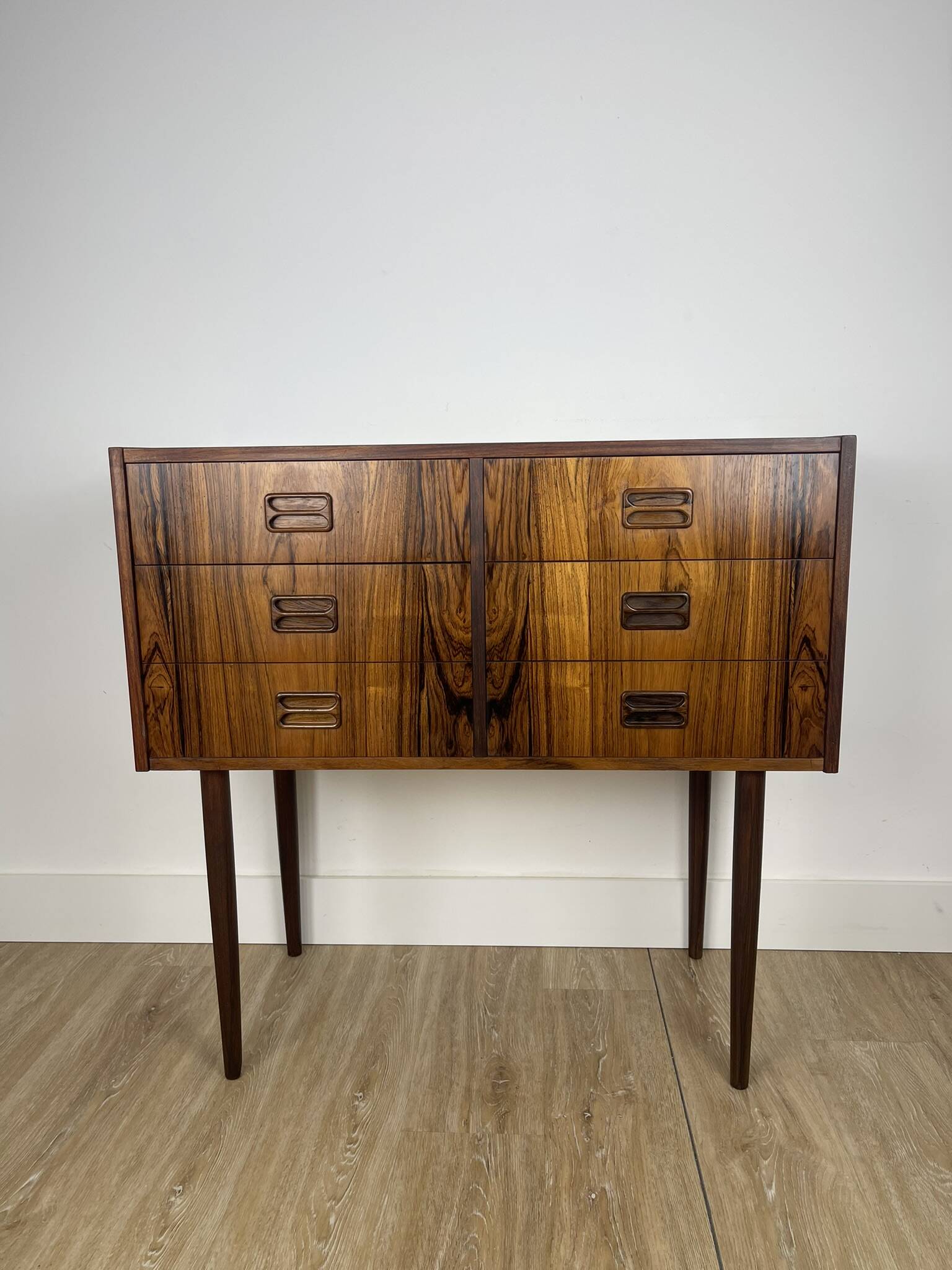 Commode danoise en palissandre
