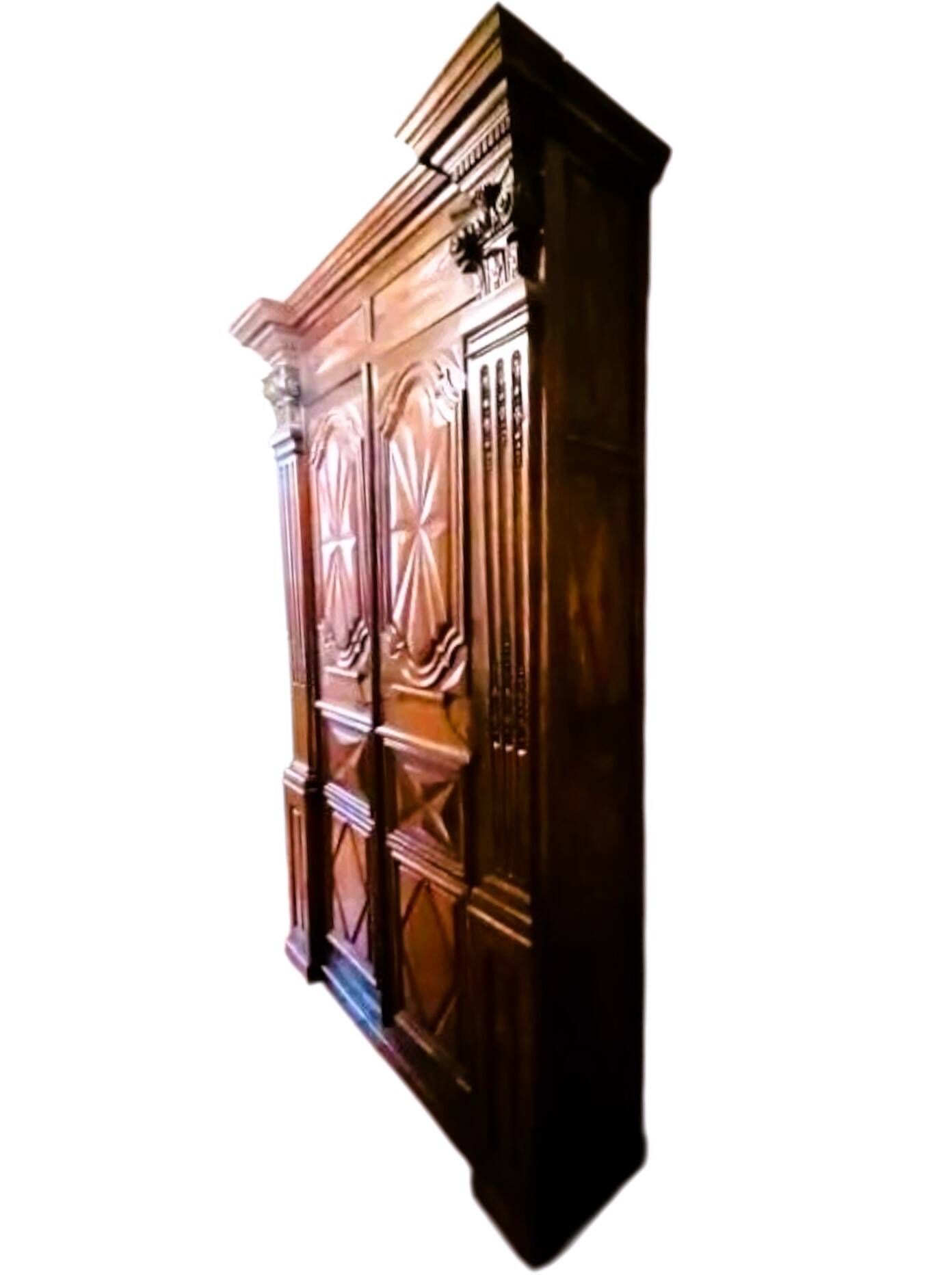 Entrance wardrobe in oak and walnut