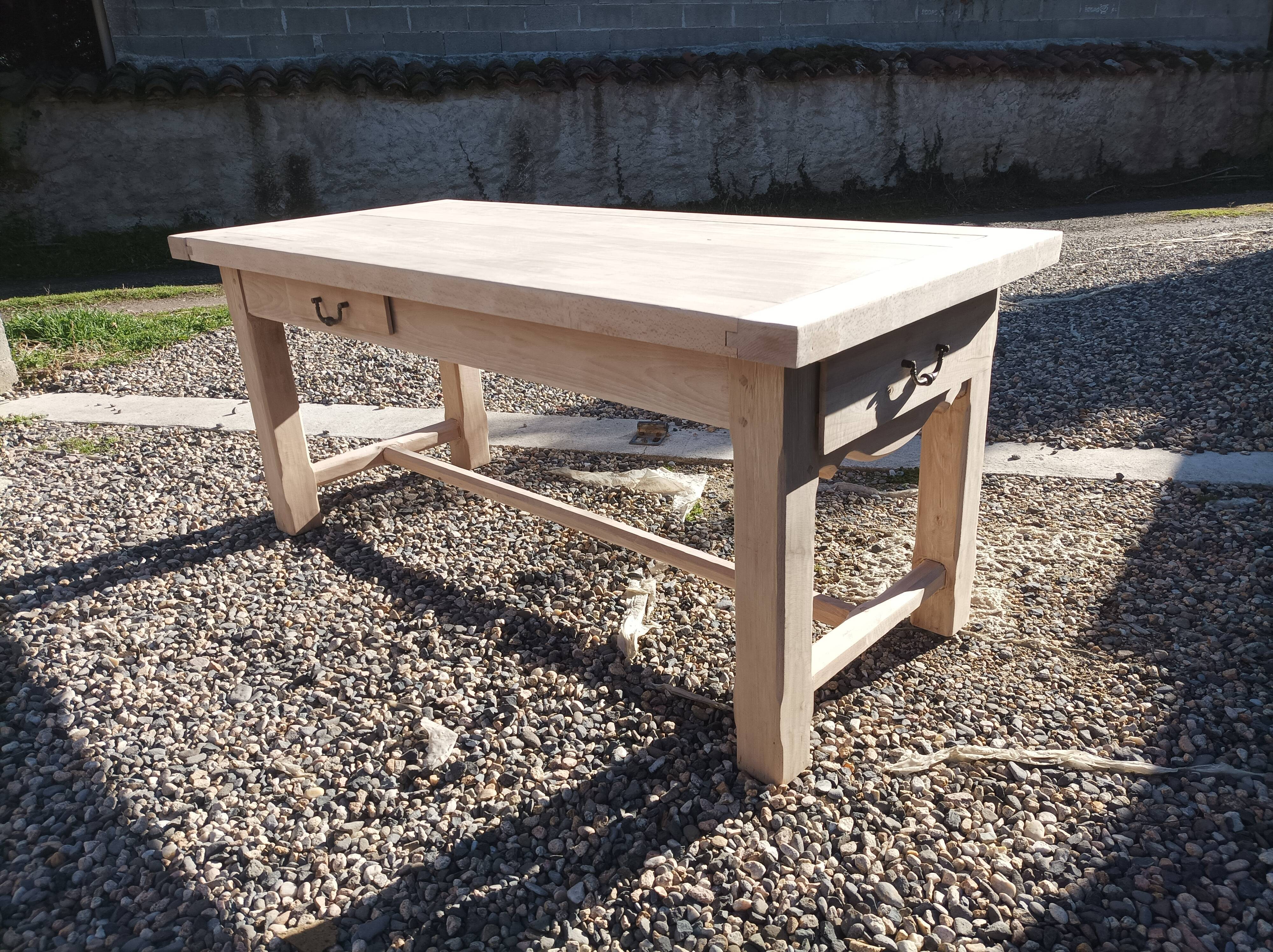 Farmhouse table with drawers