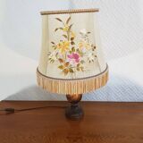 Abat-jour/lampe de chevet en bois et  peau de chèvre