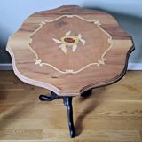 Marquetry pedestal table
