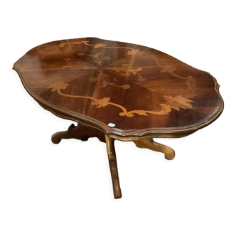 Inlaid violin coffee table
