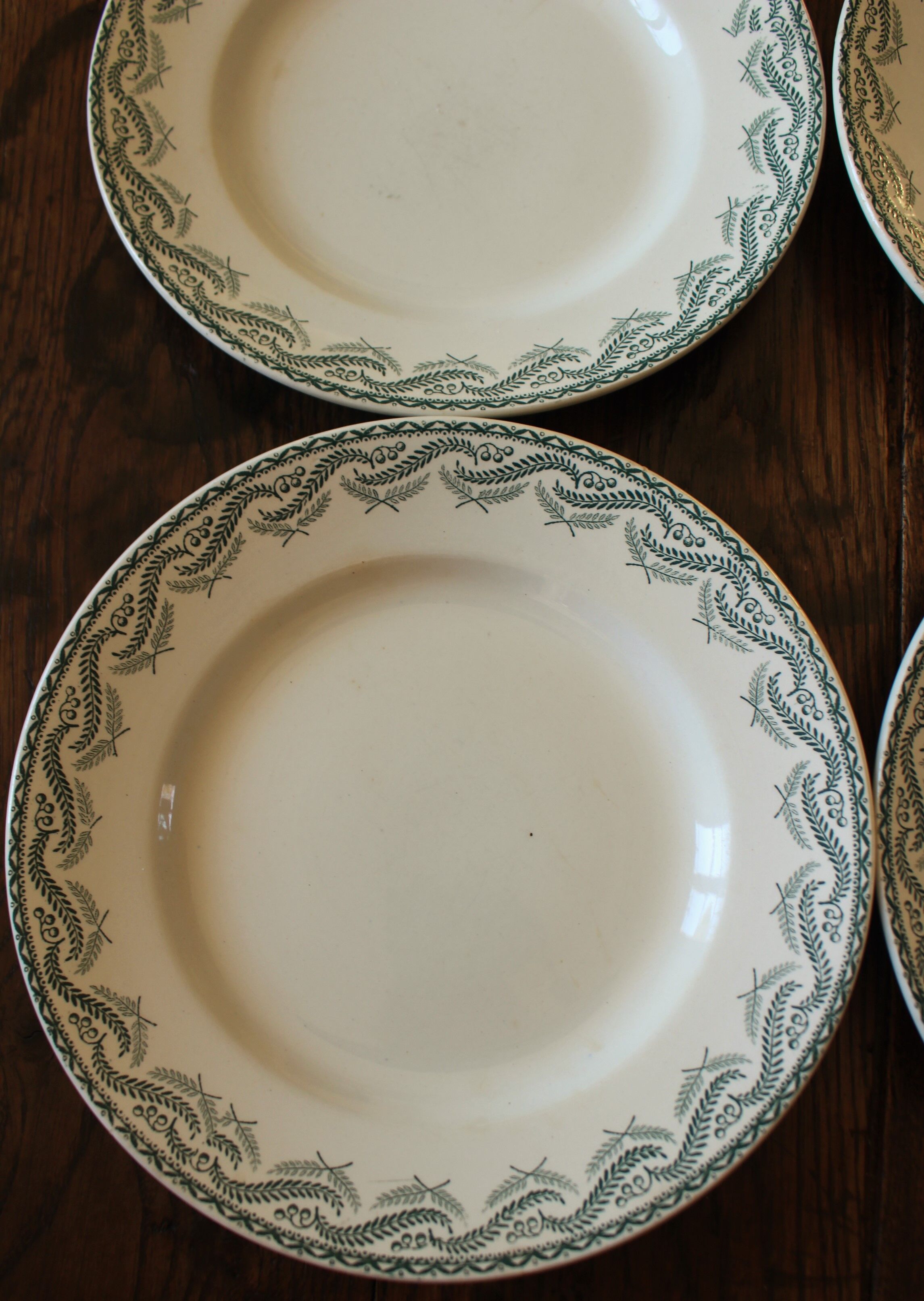Lot 4 assiettes plates vert feuillage Réjane Saint Amand