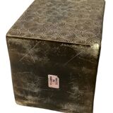 Kissi stone pencil holder
