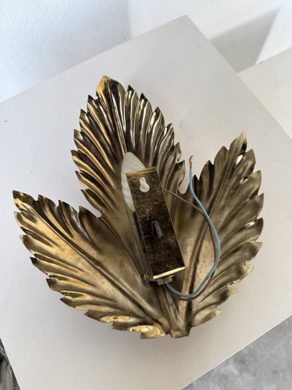 Applique fleur dorée années 70