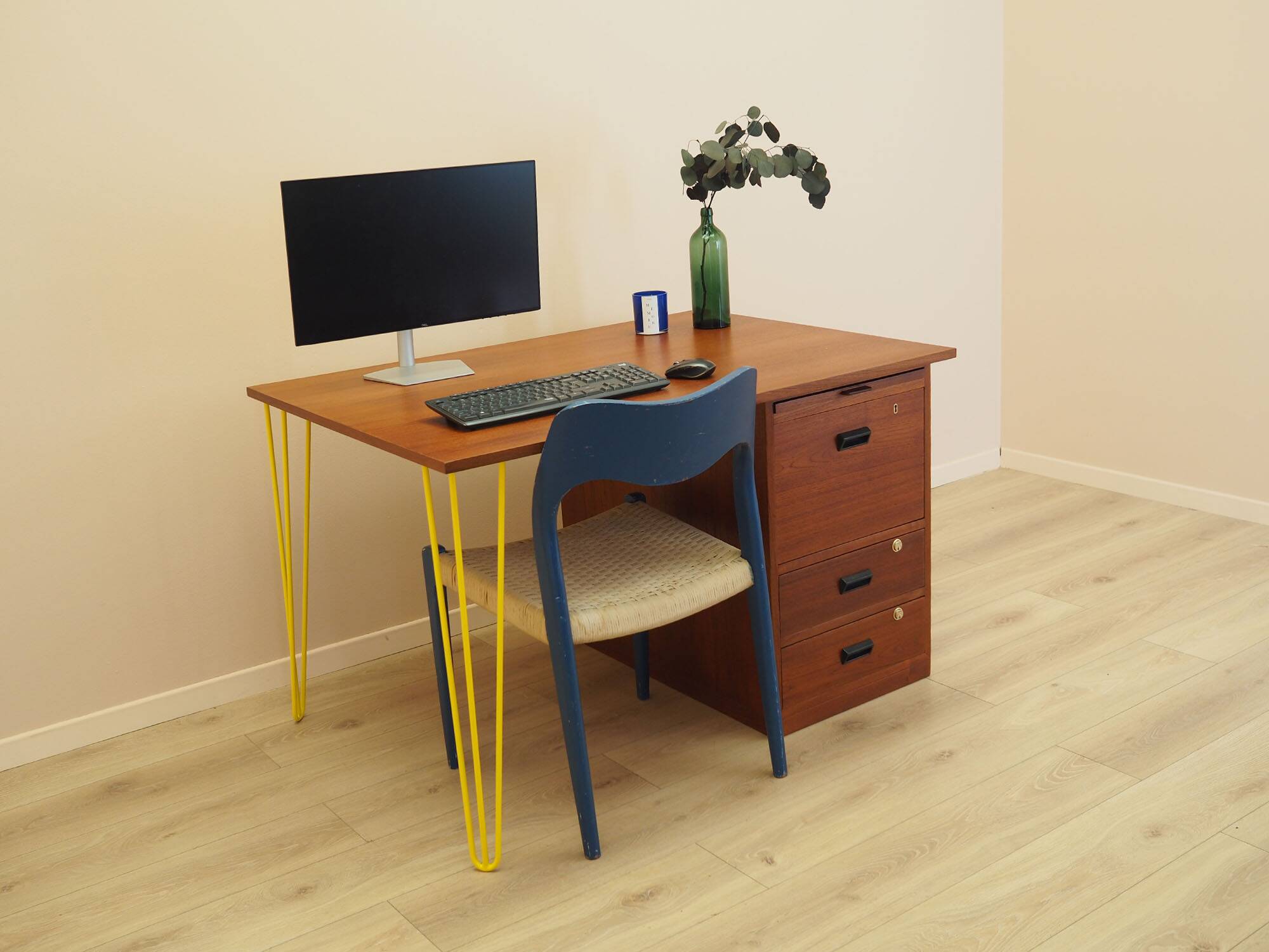 Teak desk, Danish design, 1970s, manufactured by Bornholm Møbelfabrik