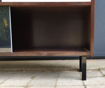 Vintage library/showcase,