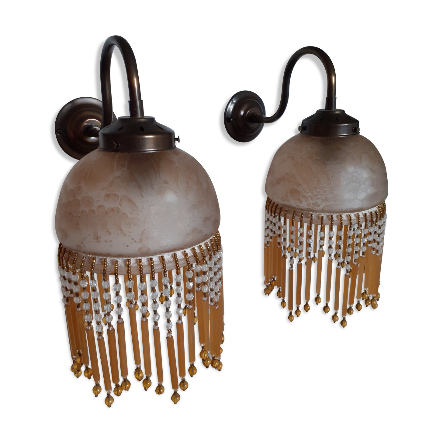 Pair of grapevine wall lamps