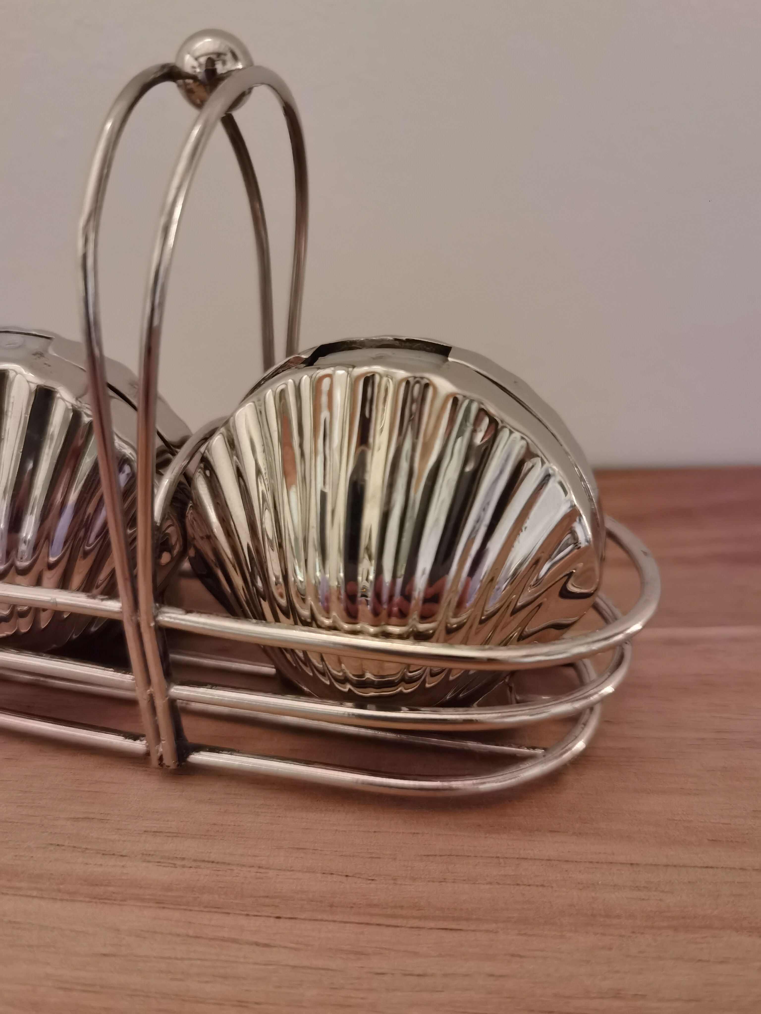 Salière et poivrière coquillage