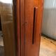 Armoire anglaise ancienne de marque Lebus