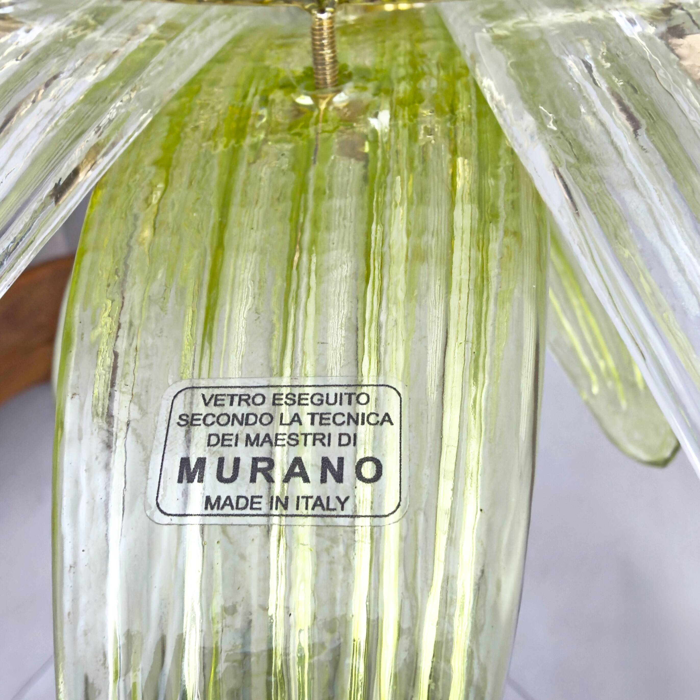 Mid-Century Murano Glass Palmette Chandelier in Green and Clear Glass, Ital