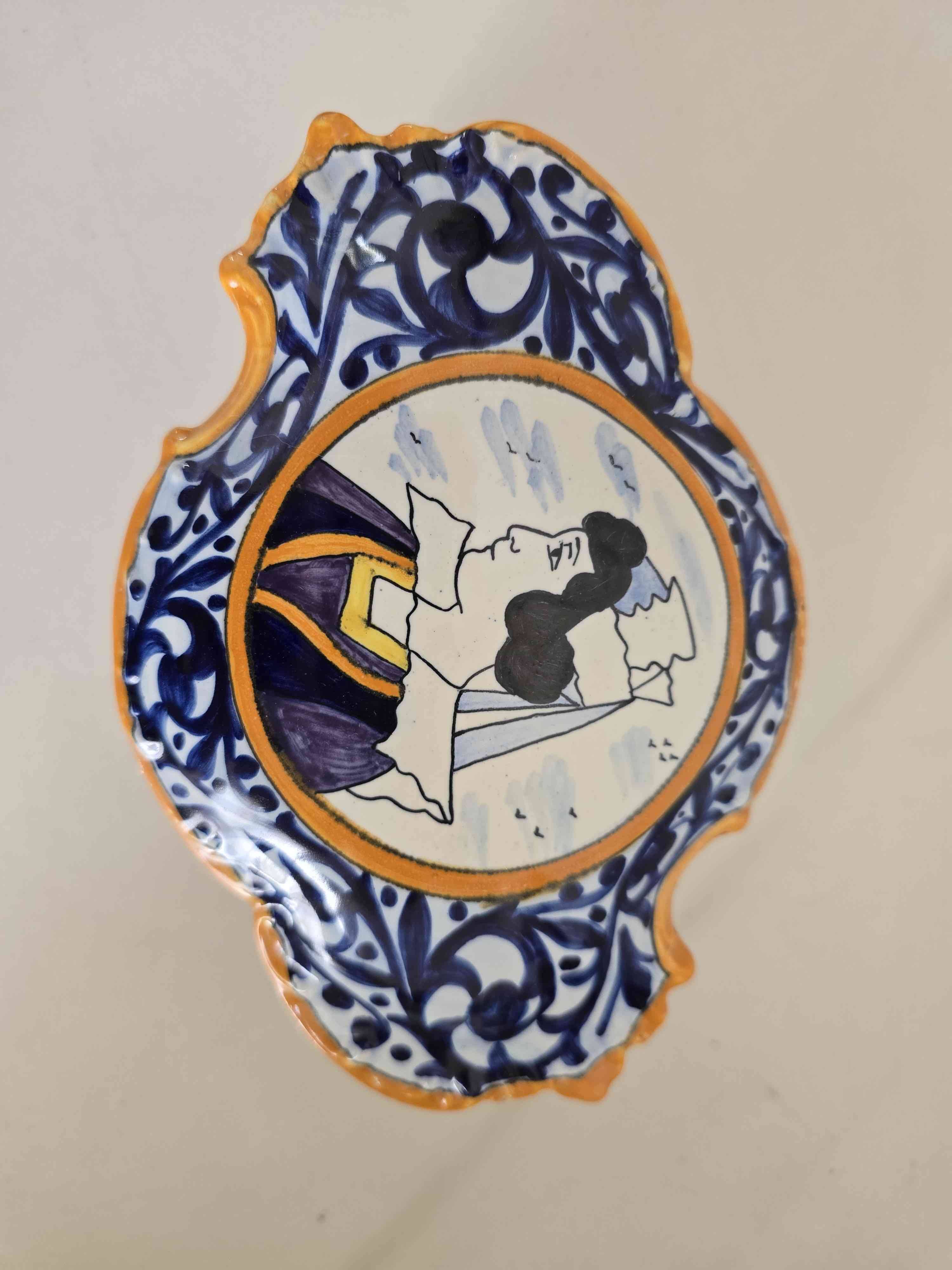 Covered bonbonnière HB Quimper pottery – Breton woman in headdress – arabesque frieze