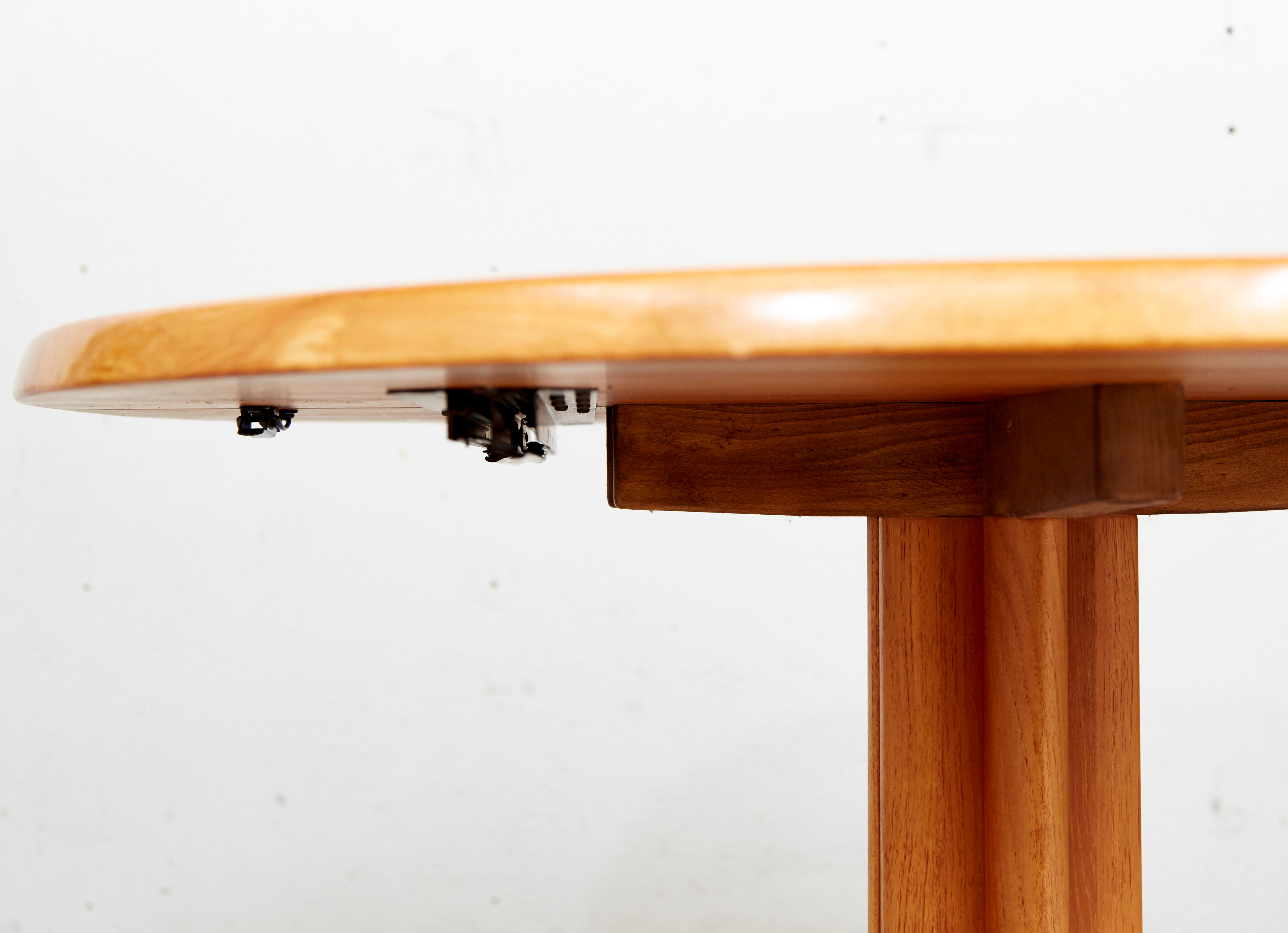 Mid-century teak dining table John Mortensen for CJ Rosengaarden
