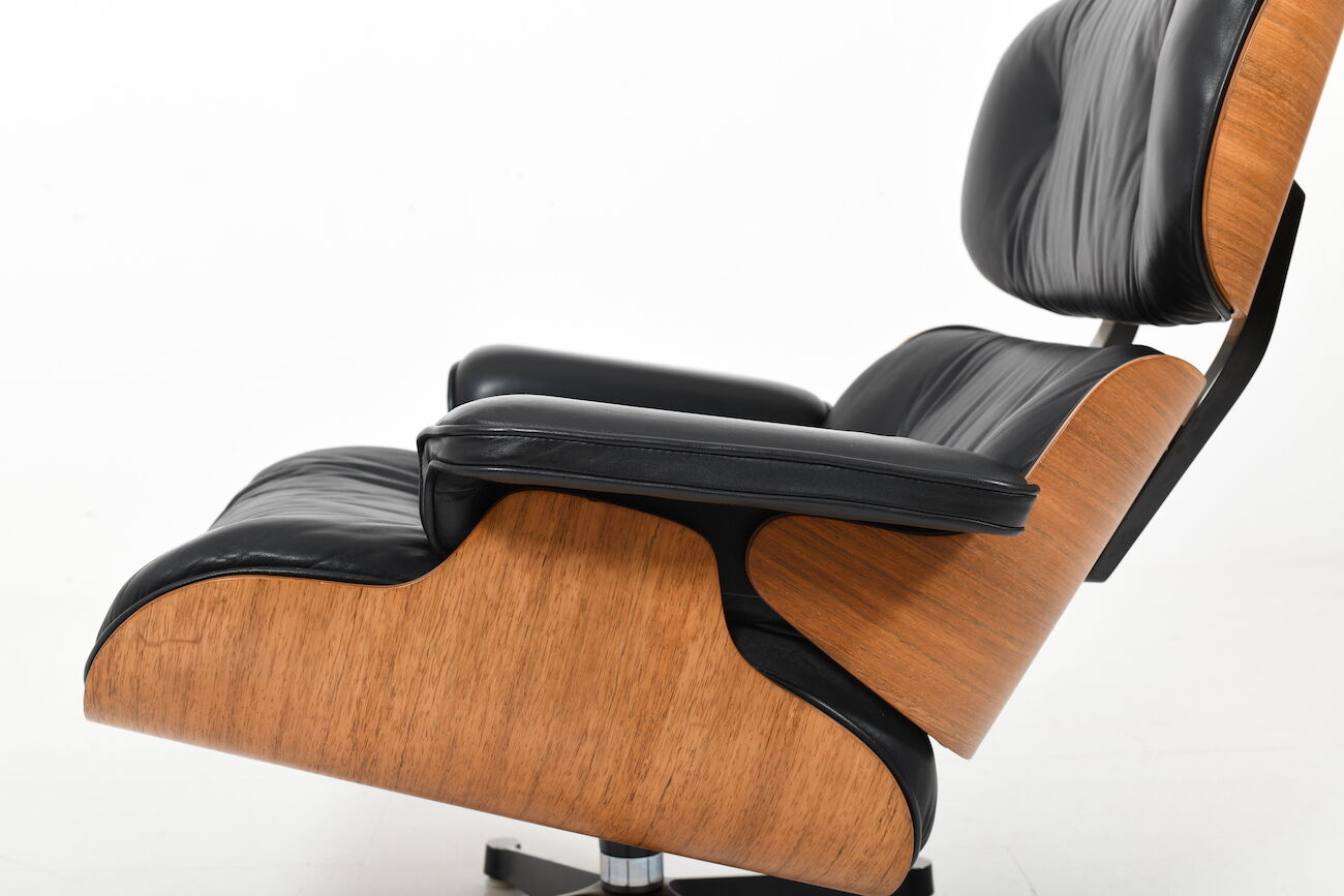 Charles & Ray Eames lounge chair by Vitra