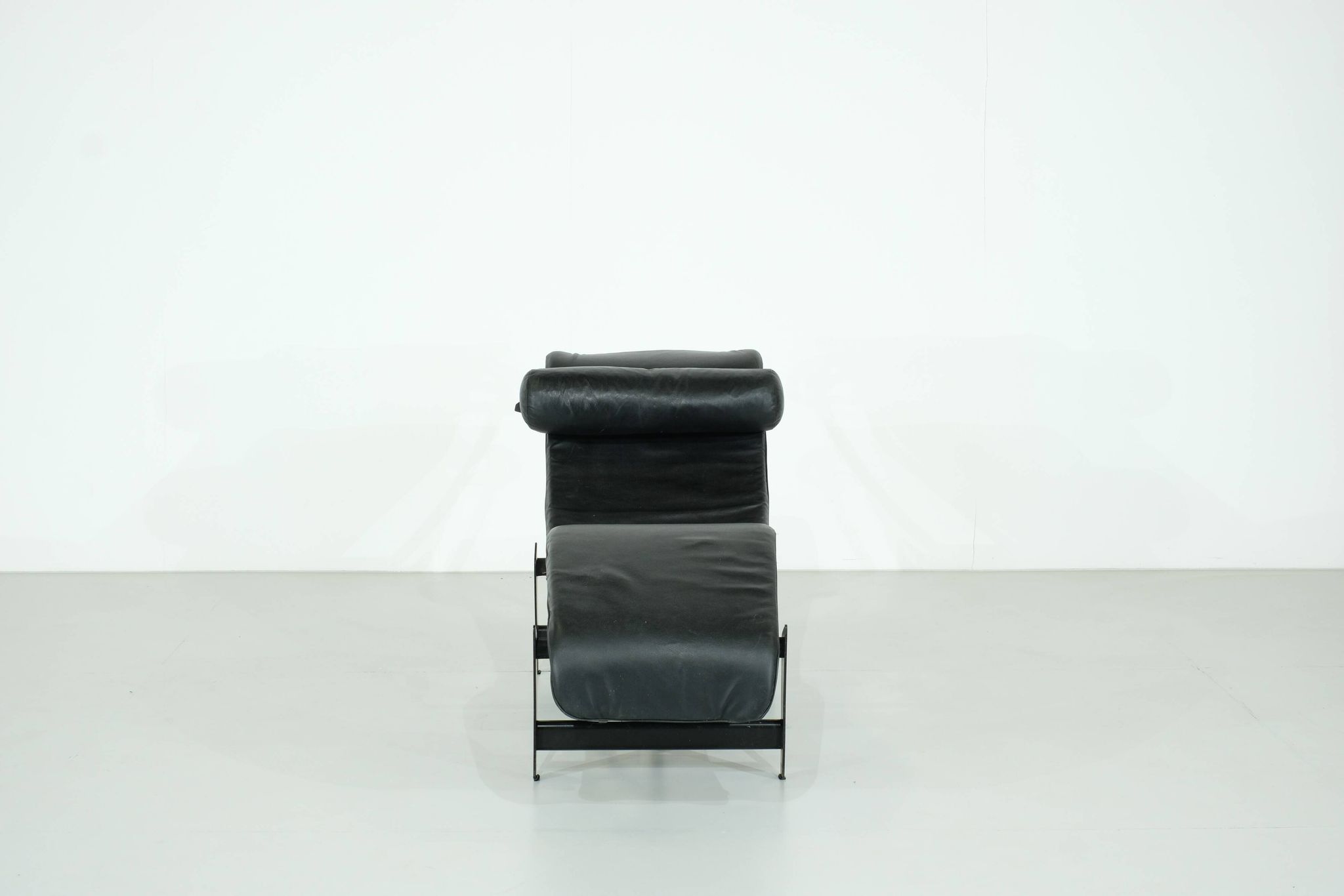 LC4 by Charlotte Perriand, Lecorbusier and Pierre Jaenneret for Cassina - 1970s