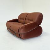 Canapé Okay d'Adriano Piazzesi