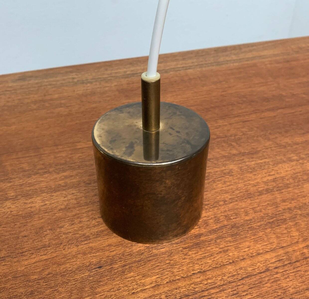 Swedish chandelier T526 from the mid-century by Hans-Agne Jakobsson for Hans-Agne Jakobsson AB.