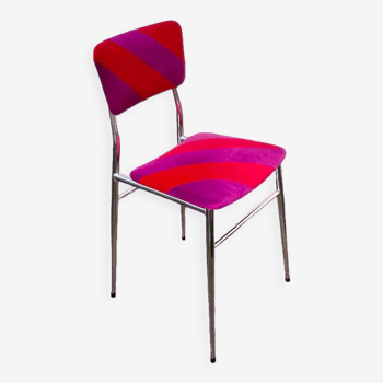 Red/purple patchwork chair