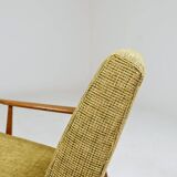 Fauteuil vintage olive vert design by H.Lis