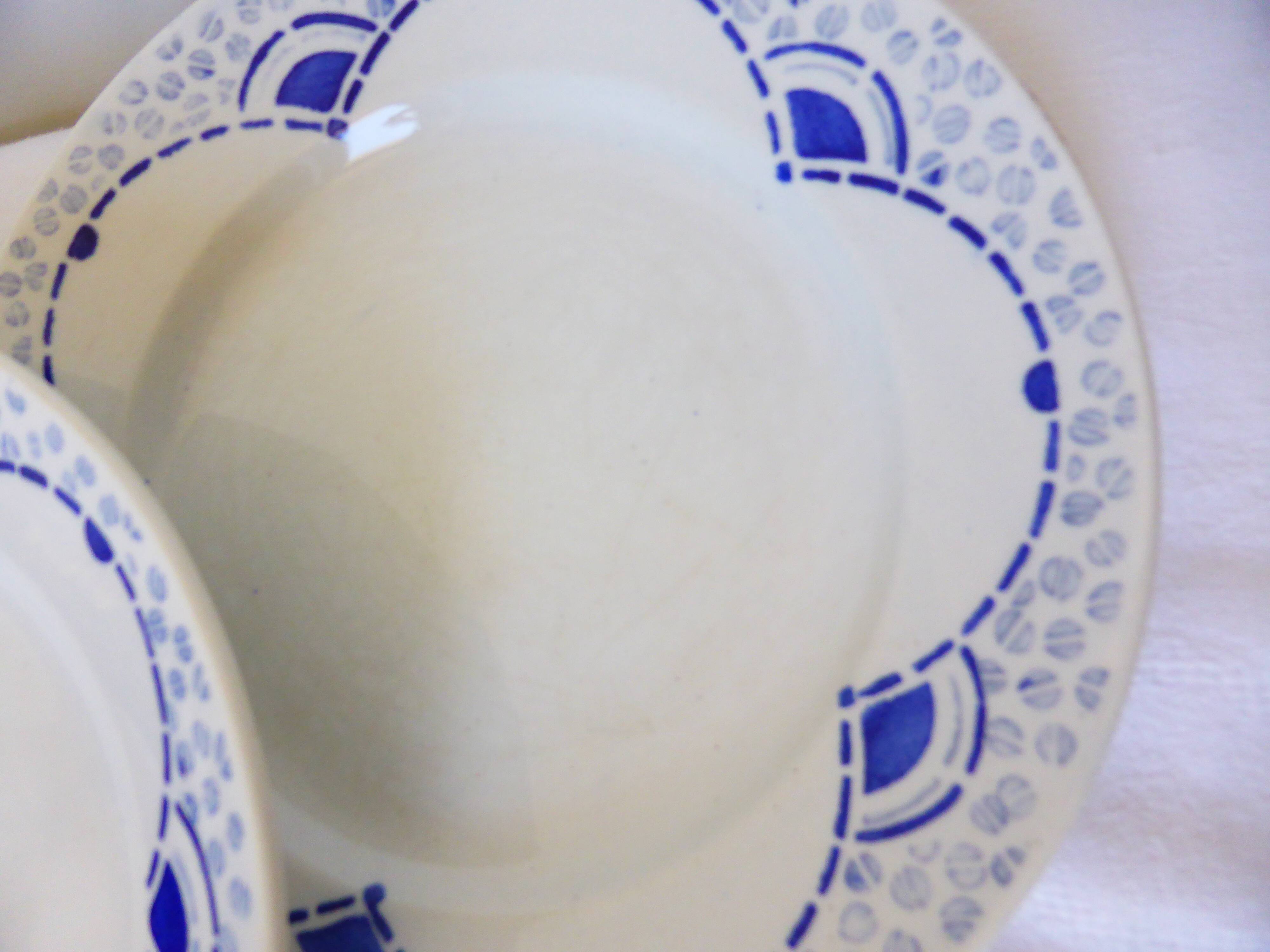 4 vintage dessert plates from the Gien manufacture model Pervenche