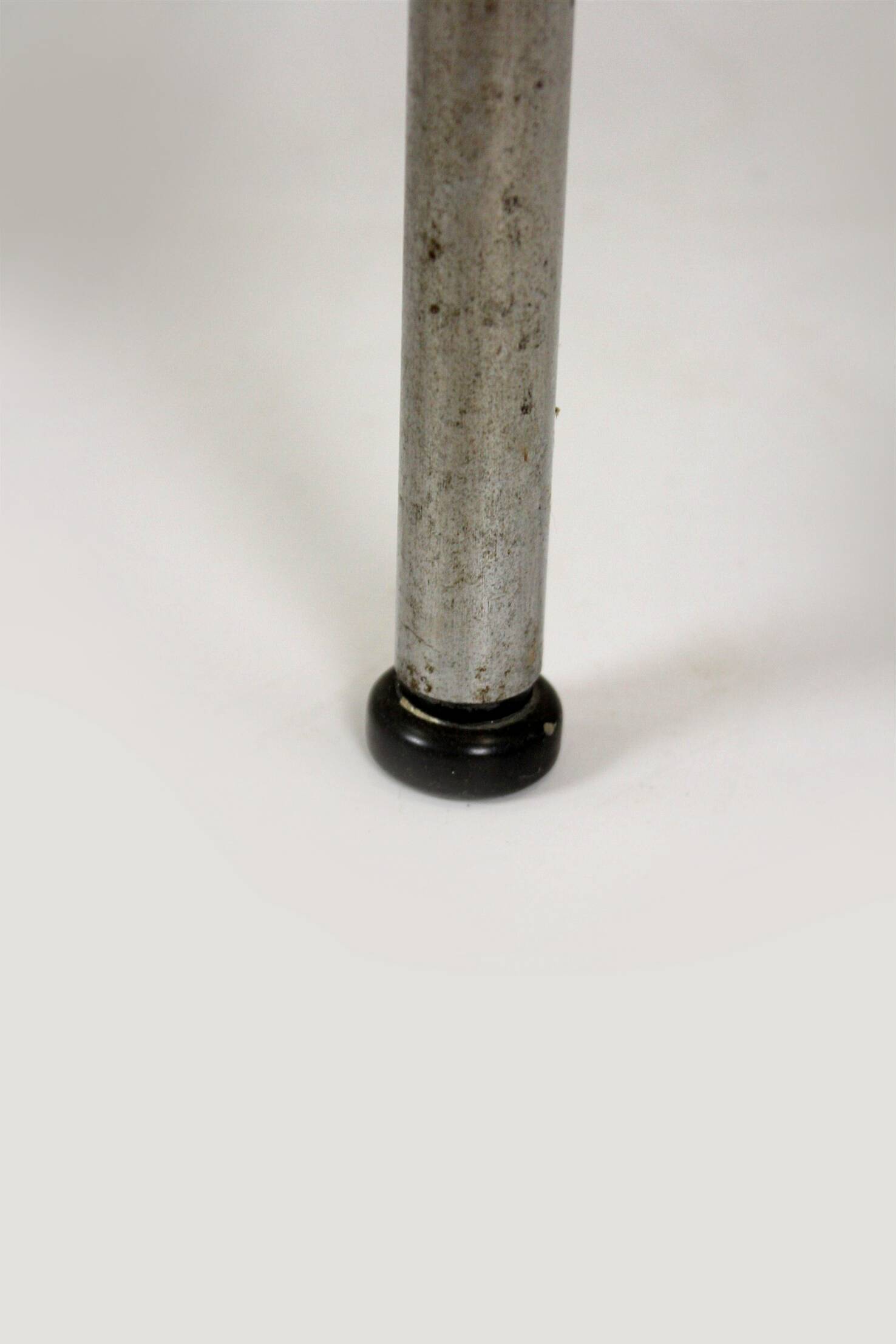 Large Bauhaus Functionalist Plant Stand in Chromed Steel and Glass, Former