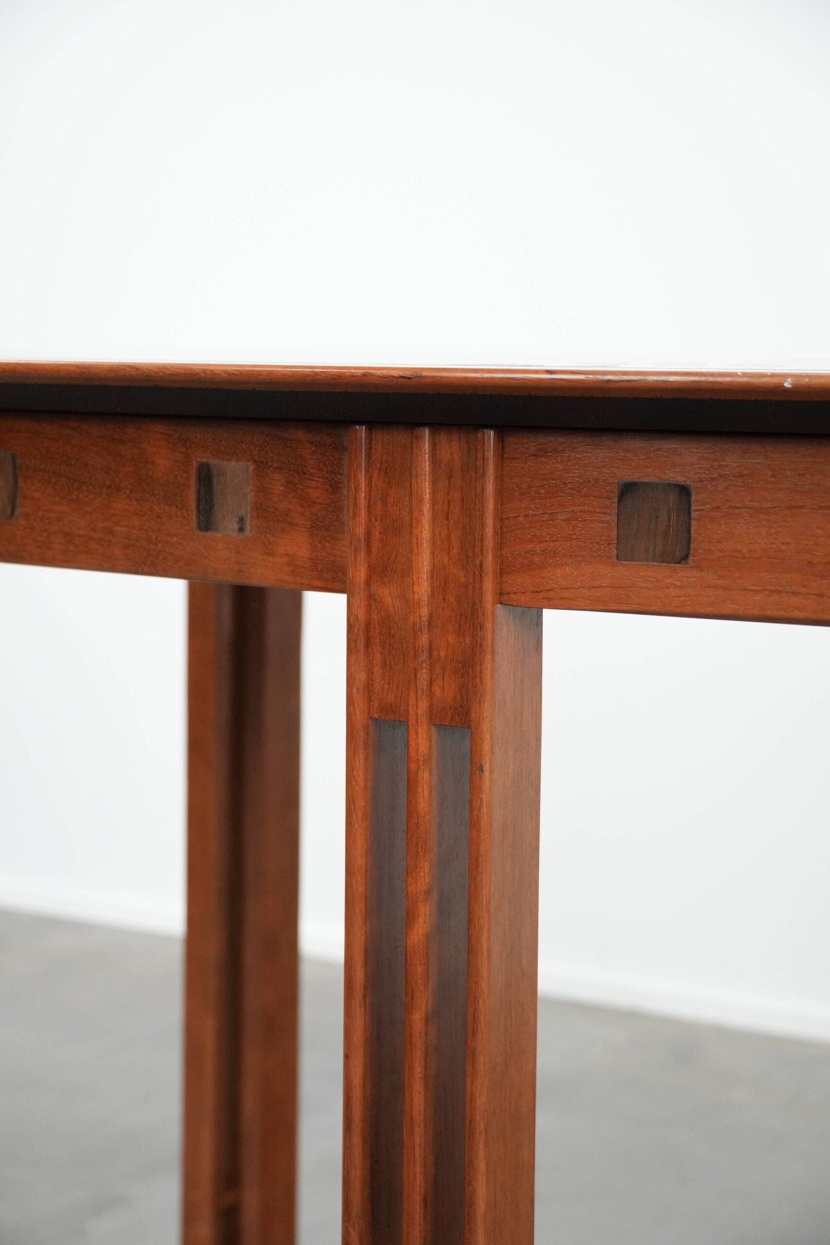 Art Deco design desk with a beautiful finish and elegant shapes