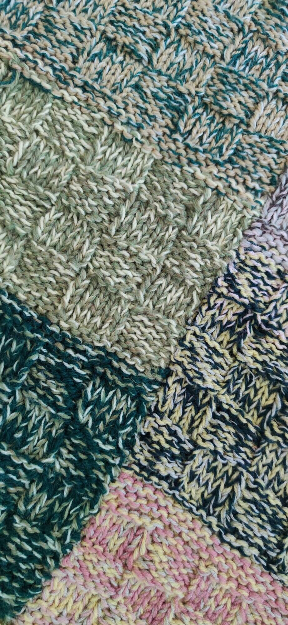 Vintage Plaid Knitted Wool 205 x 150 cm TBE
