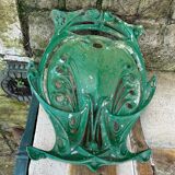 Paris Metro emblem by Hector Guimard