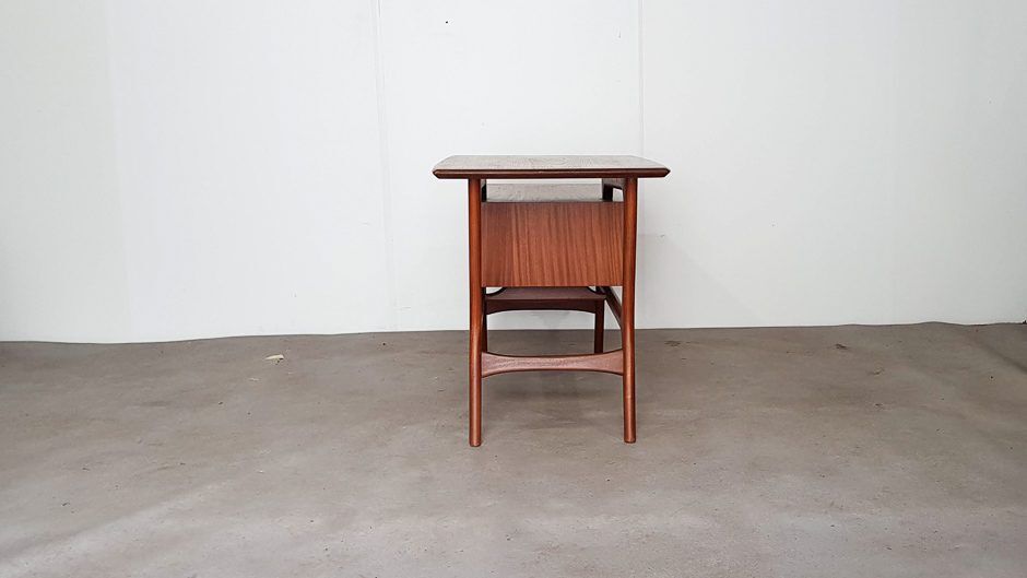 Side table model netty Louis van Teeffelen for modernly 1960