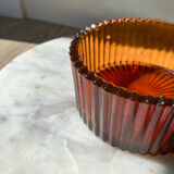 Empty glass pocket