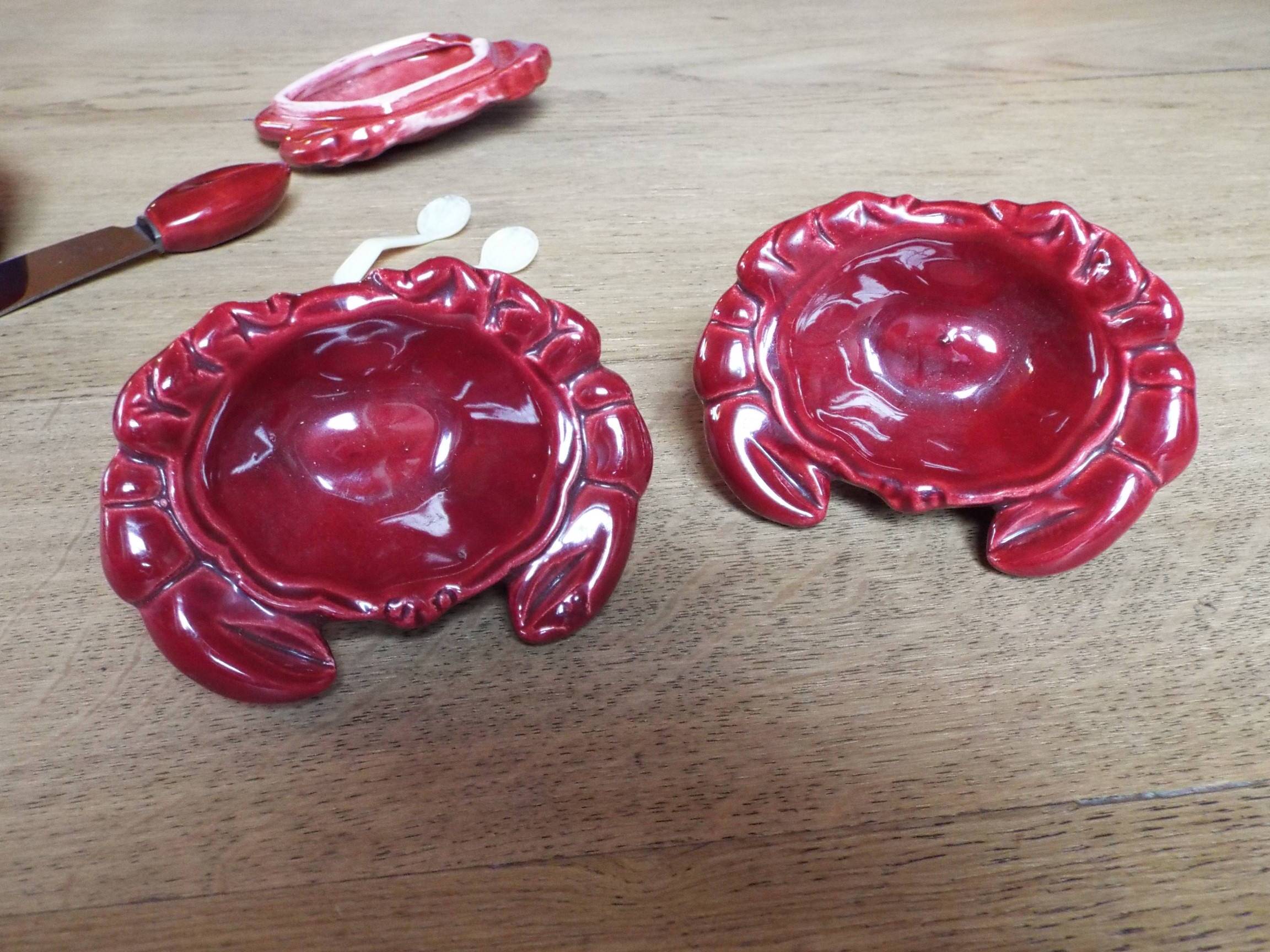 Butter dish Salt shaker Pepper dish