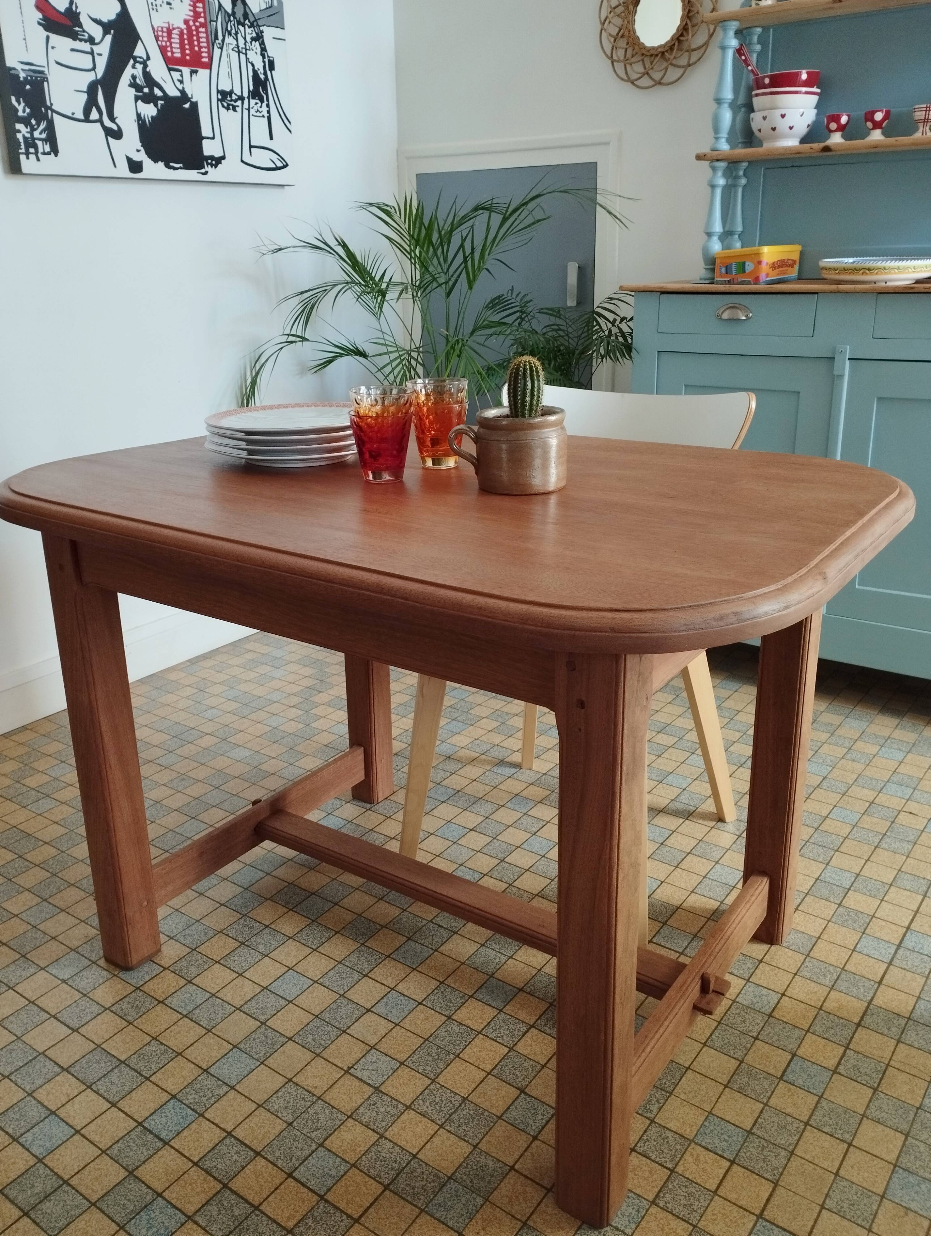 Table à manger vintage