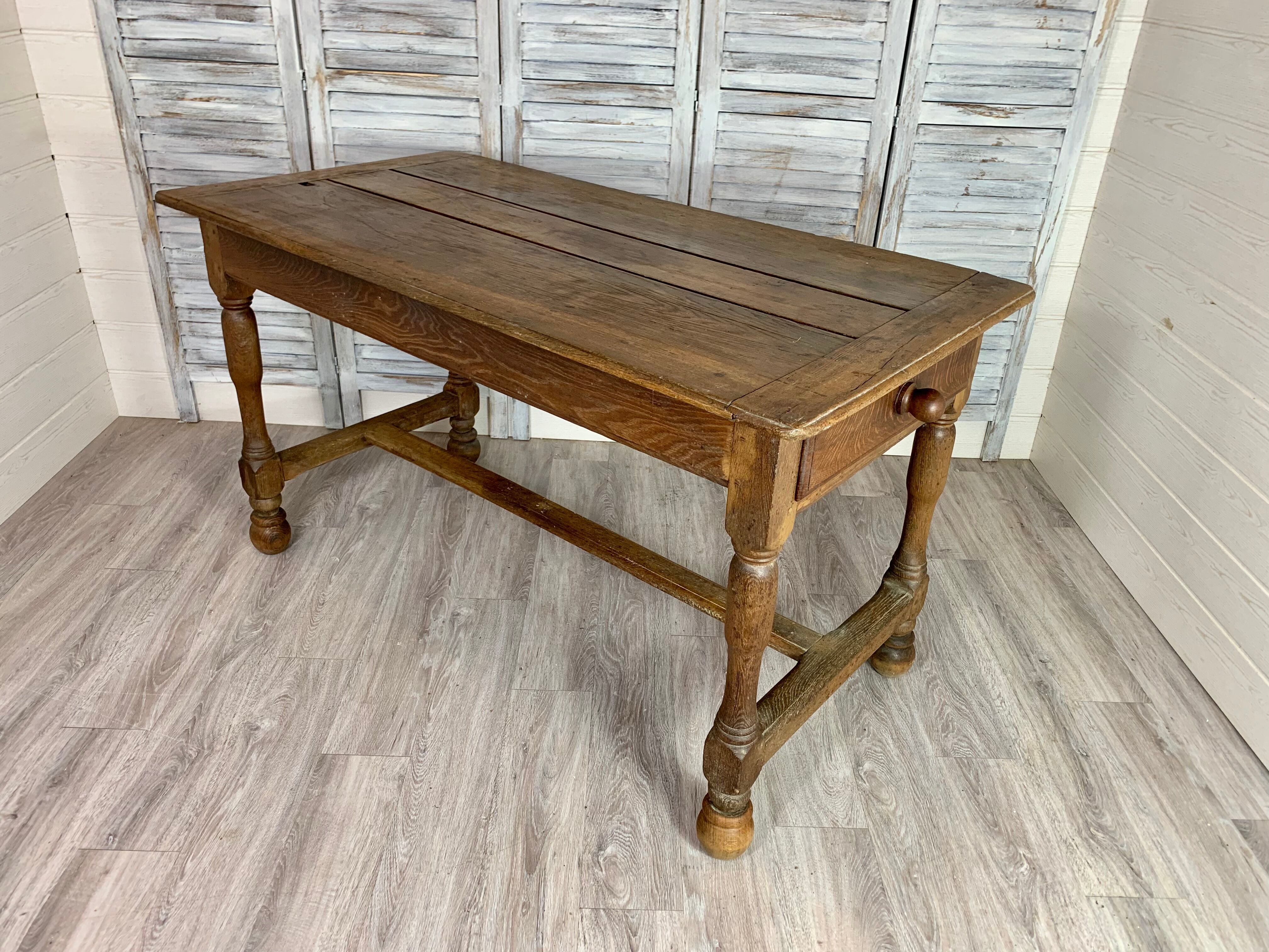 Table de ferme ancienne en chêne